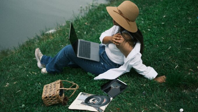 Unplugging with Purpose: Digital Detox Tools for a Healthier Online Life in 2026