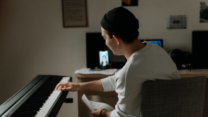 Unlock Your Musical Potential: The Top Online Tools for Aspiring Musicians in 2026