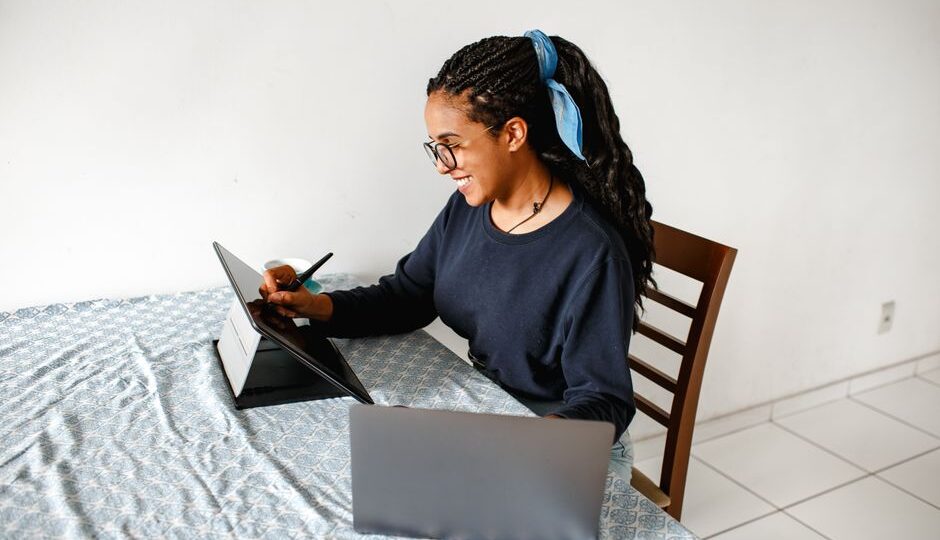 Navigating the Remote Work Revolution: Essential Online Tools for Teams in 2026