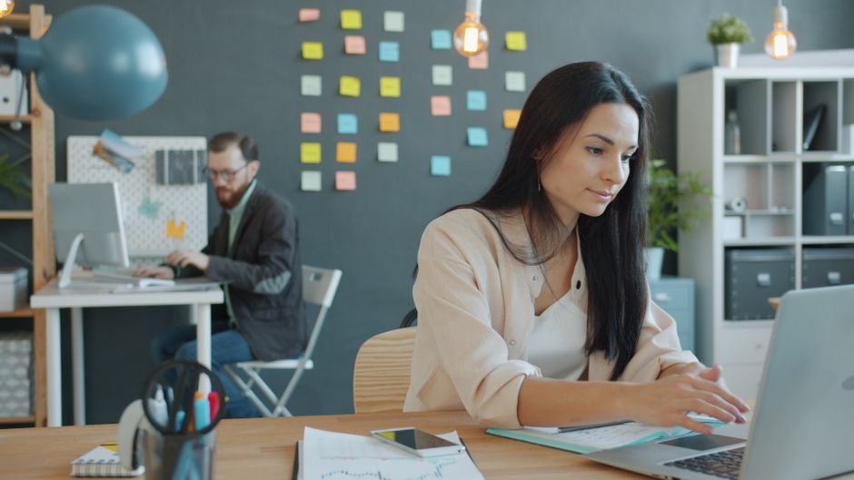 Streamlining Your Side Projects: Ultimate Online Resources for Creative Entrepreneurs in 2026